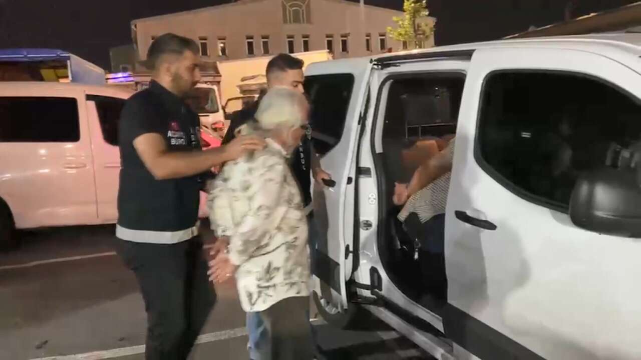 'Eşime laf attın' tartışması kanlı bitti! Kavgayı ayırmak isteyen esnaf öldü 9